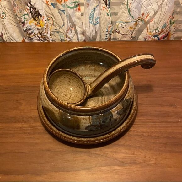 Stoneware Serving Bowl with Ladle - Picture 2 of 7